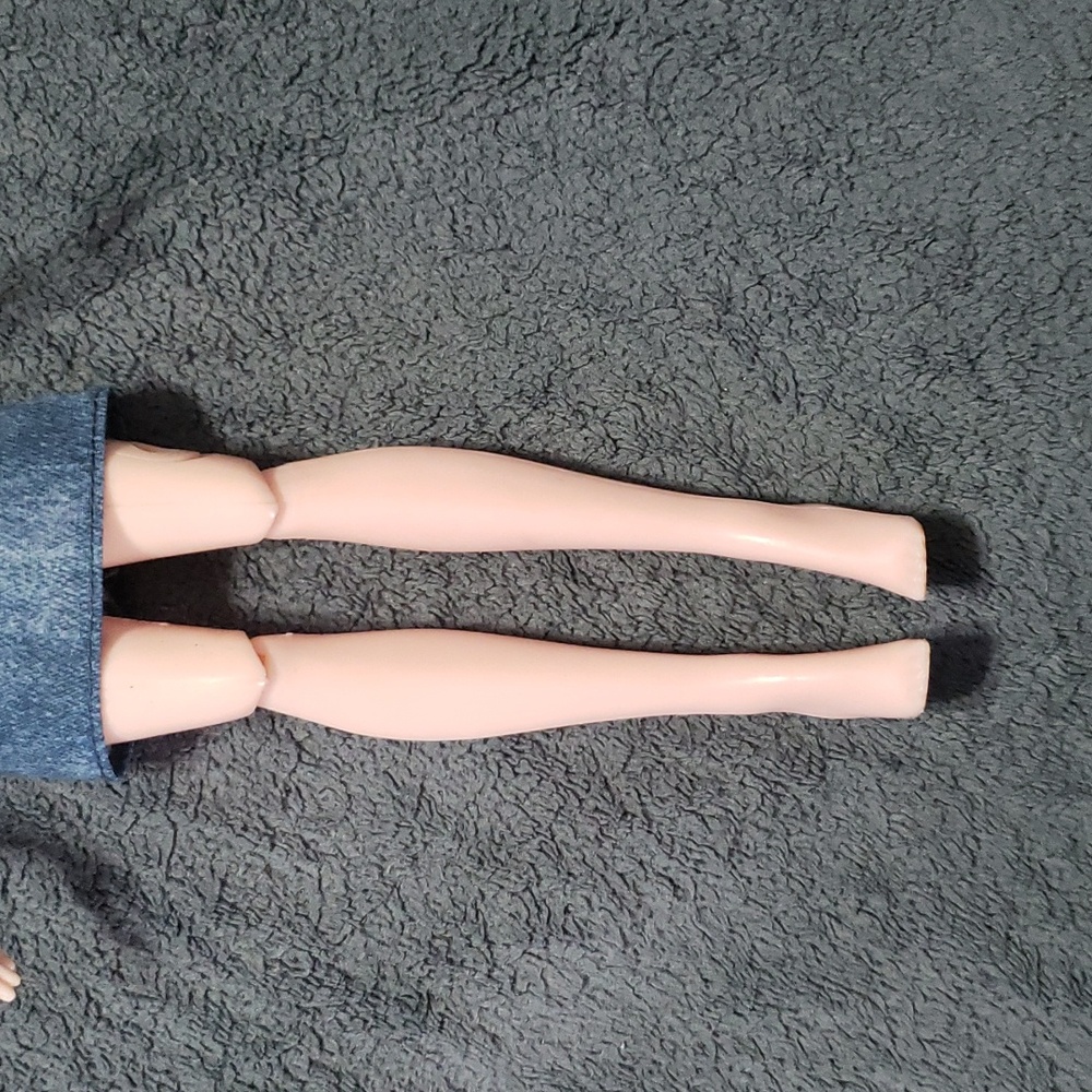 DISNEY DOLL - Picture 3 of 10